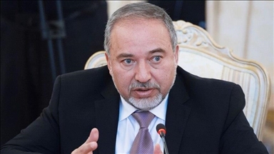 ليبرمان يؤكد أن نتنياهو يضحي بالجنود في غزة كي تبقى حكومته