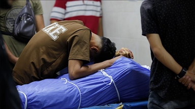 الجيش الإسرائيلي يقتل 10 فلسطينيين بينهم رضيع بغارات على غزة 