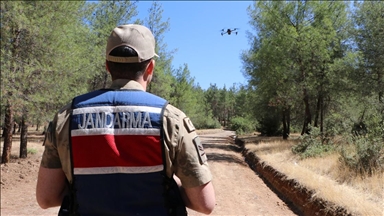 Kilis'te ormanlar yangınlara karşı jandarma tarafından denetleniyor