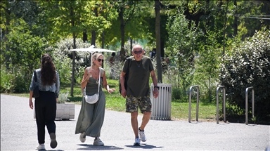 Heat wave in Balkans to ease, while wildfires continue in some areas