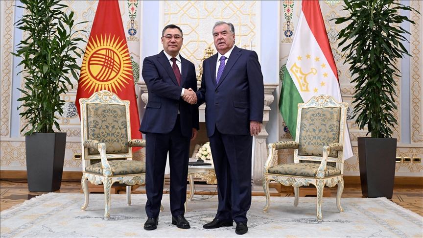 Kırgızistan ile Tacikistan arasında imzalanan sınır anlaşmasının ardından ilişkiler gelişiyor