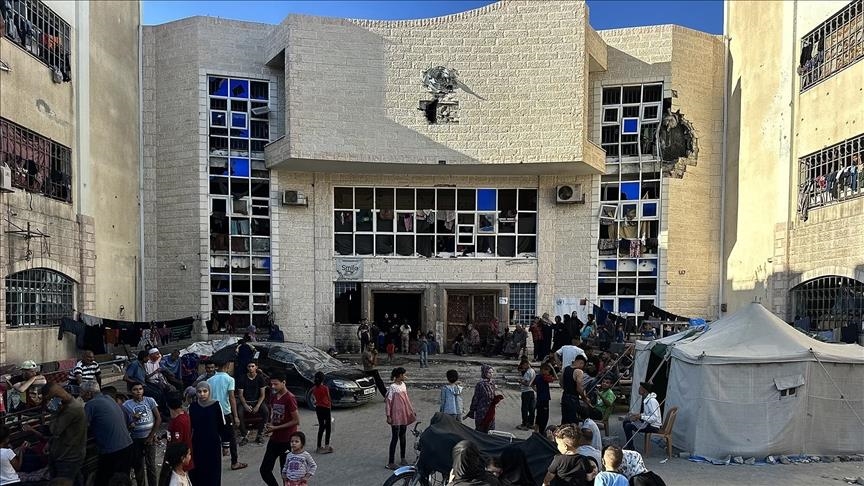 Palestinezët e zhvendosur në Khan Younis përballen me kushte të vështira jetese