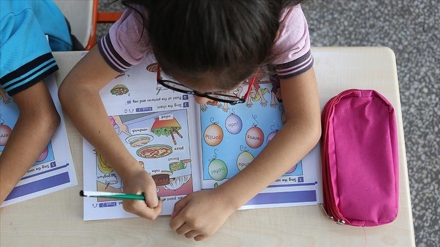 Some children in UK growing up in 'Dickensian' poverty: Report