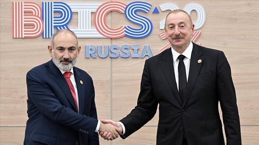 Présidence azerbaïdjanaise : Ilham Aliyev et Nikol Pashinyan s'entretiendront à Abou Dhabi jeudi