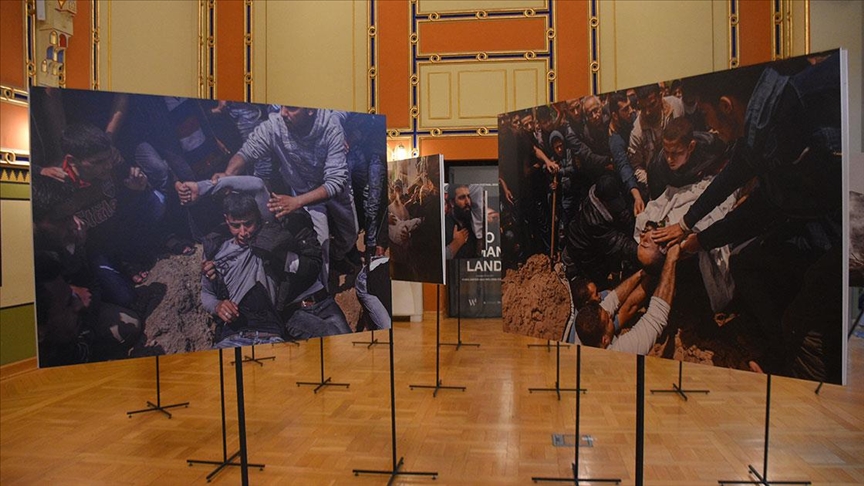 Ödüllü fotoğrafçı Bucciarelli'nin fotoğraf sergisi Saraybosna'da açıldı