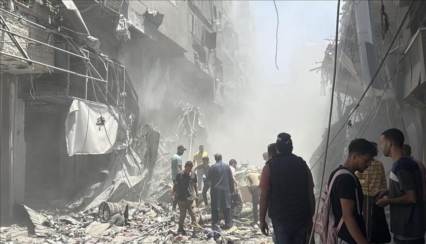 Hamasi thotë se ka rënë dakord të lirojë 10 pengje ndërsa vazhdojnë negociatat për armëpushim në Gaza