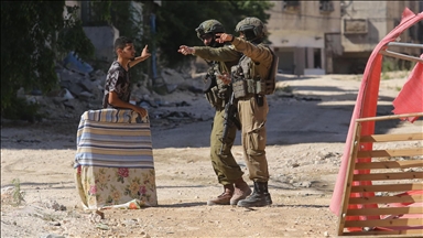الضفة.. الفلسطينيون بمخيم نور شمس ينددون باستمرار العدوان الإسرائيلي