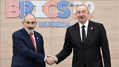 Azerbaijan’s president, Armenian premier to hold talks in Abu Dhabi
