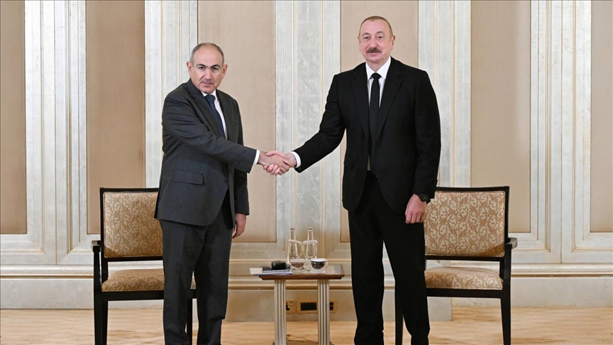 La reunión entre Aliyev y Pashinyan en Abu Dabi transcurre en un ambiente constructivo