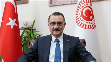 TBMM Yapay Zeka Araştırma Komisyonu Başkanı Dönmez: Amacımız teknolojiyi desteklerken toplumsal zararların önüne geçmek