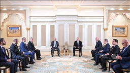 В Абу-Даби началась встреча президента Азербайджана и премьер-министра Армении 