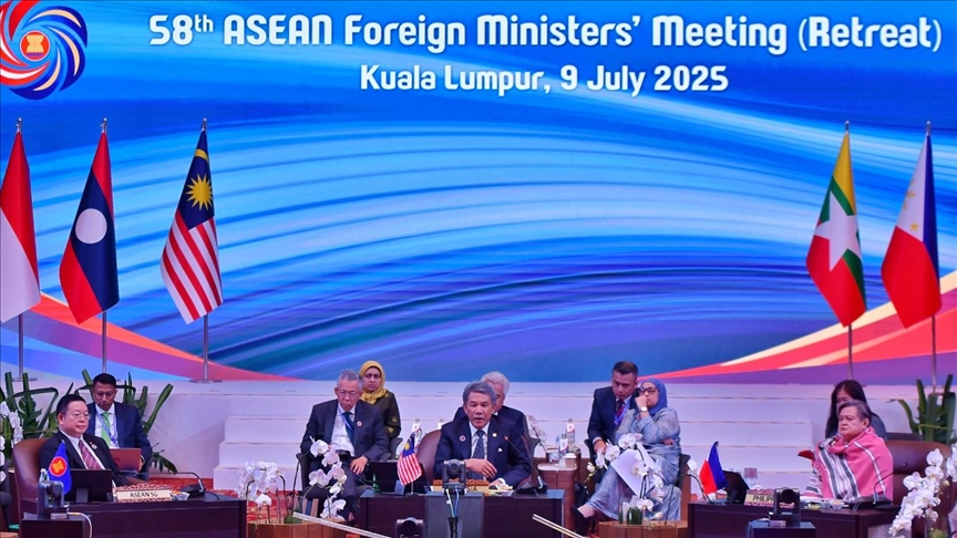 Unilateral tariffs risk exacerbating global economic fragmentation: Southeast Asian bloc
