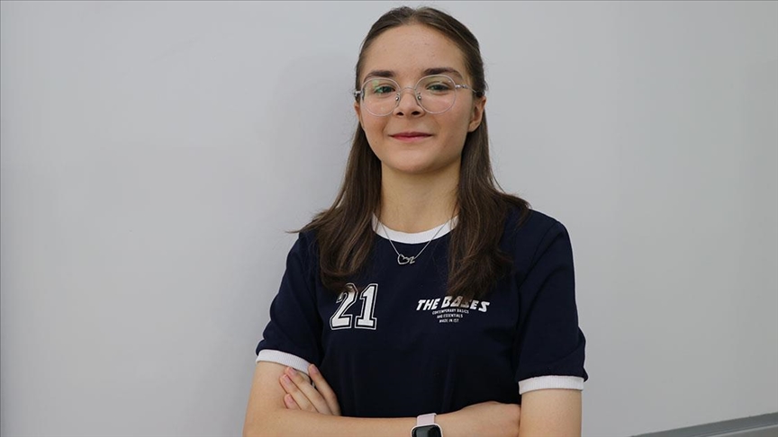 LGS sınavında tam puan alan Zümra Keklik, doktor olmak istiyor