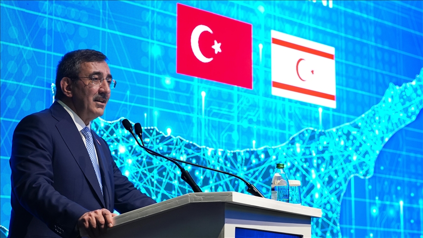 Cumhurbaşkanı Yardımcısı Yılmaz, KKTC Fiber Dönüşüm Protokolü imza töreninde konuştu