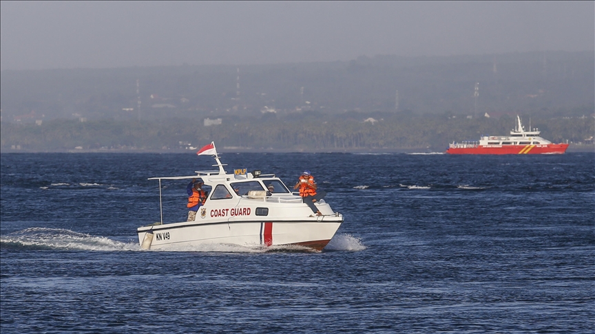 Death toll from Bali ferry accident climbs to 17