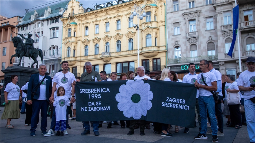 Mimohod sjećanja u Zagrebu povodom 30. godišnjice genocida u Srebrenici