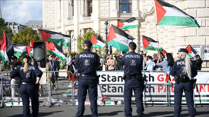 Protestë në Parlamentin austriak për shkak të heshtjes ndaj gjenocidit të Izraelit në Gaza
