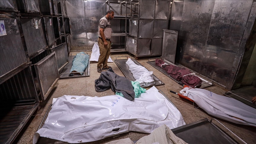 الجيش الإسرائيلي يقتل 6 فلسطينيين بينهم أطفال بقصف مدرسة في جباليا