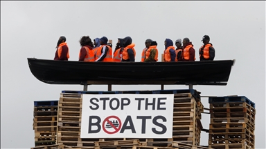 Hate crime investigation launched over migrant effigy bonfire in Northern Ireland