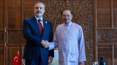 Dışişleri Bakanı Fidan, Malezya Başbakanı Enver İbrahim tarafından kabul edildi
