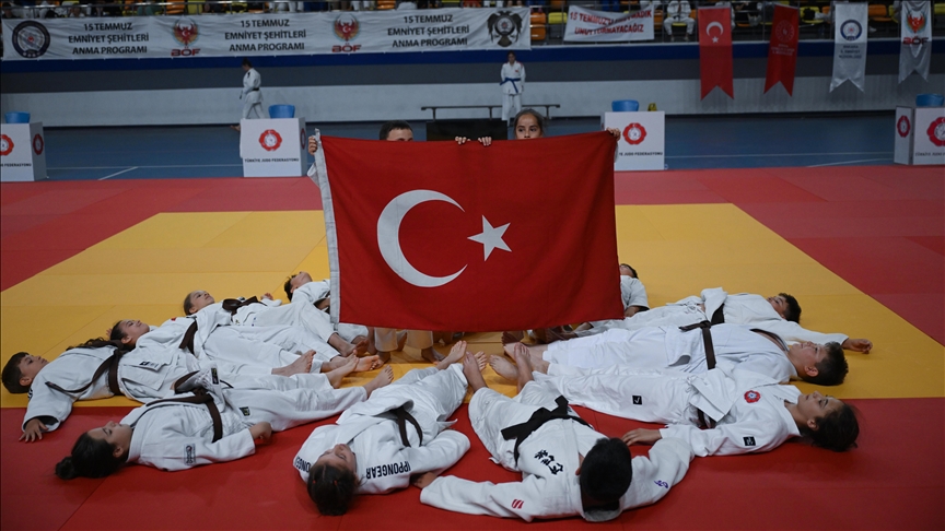 15 Temmuz emniyet şehitleri Ankara'da anıldı 