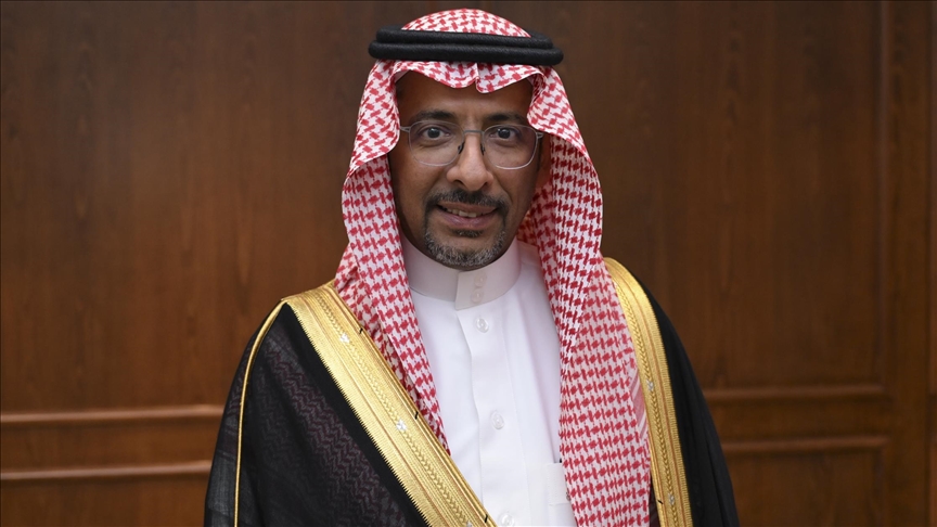 السعودية تبدي اهتماما بتجميع سيارات "أوروس" الروسية محليا