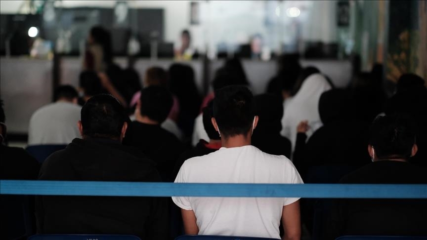 US federal judge temporarily blocks alleged indiscriminate stops, arrests in LA