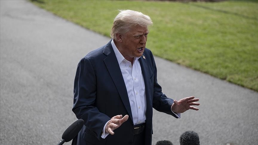 Trump orders immigration agents to arrest 'SLIMEBALLS' throwing rocks at officers