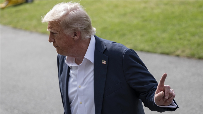 Trump surveys damage in Texas after deadly floods