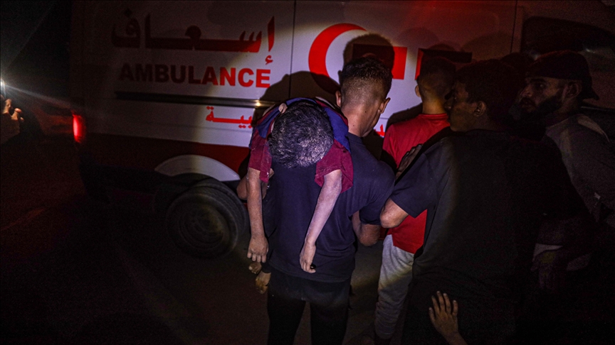 İsrail ordusunun Gazze Şeridi’nde sığınmacıların çadırlarını vurması sonucu 4 kişi hayatını kaybetti