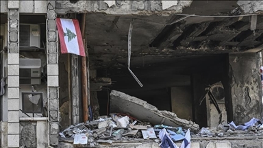 Israeli airstrike kills 1 in southern Lebanon  