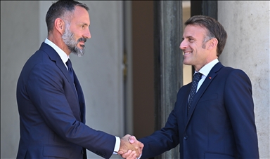 Emmanuel Macron et l'Aga Khan V signent un partenariat d'aide à la Syrie