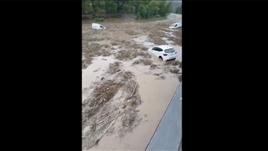 İspanya'da meydana gelen sellerde 2 kişi kayboldu