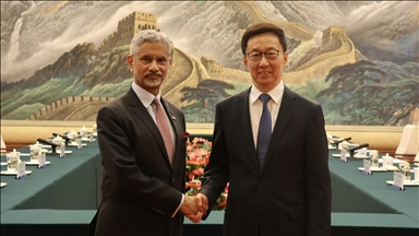 Indian foreign minister makes 1st trip to China in 5 years