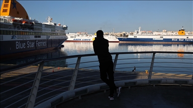 Port workers of Greece’s Piraeus Port block shipment of military equipment to Israel