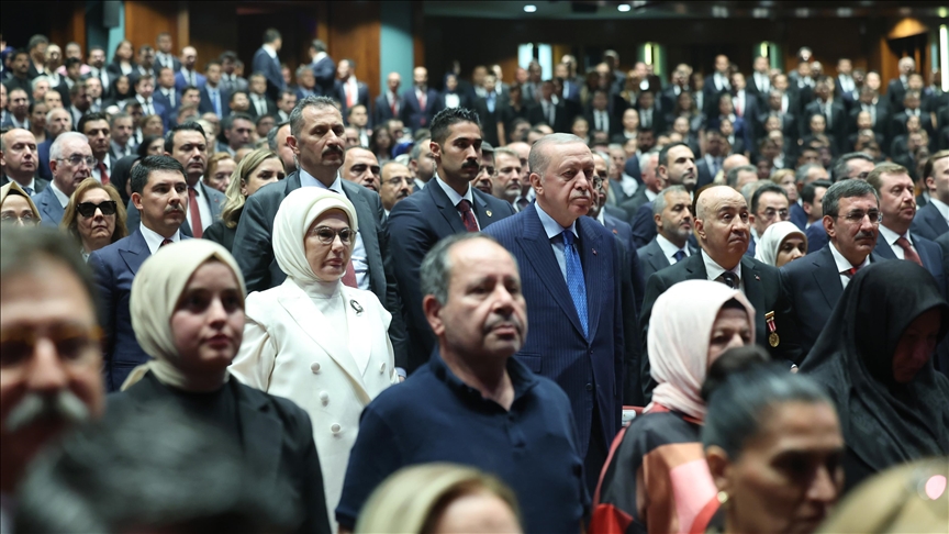 Cumhurbaşkanı Erdoğan, \'En Uzun Gece\' destanının ilk temsiline katıldı