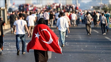 İstanbul'da, 15 Temmuz gecesi darbecilere karşı verilen mücadele akıllara kazındı