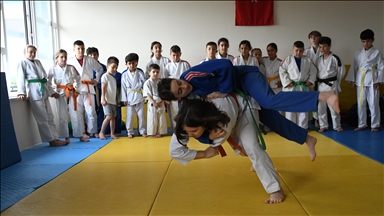 Düzce'nin 19 bin nüfuslu ilçesi bireysel branşlarda başarılı sporcular yetiştiriyor