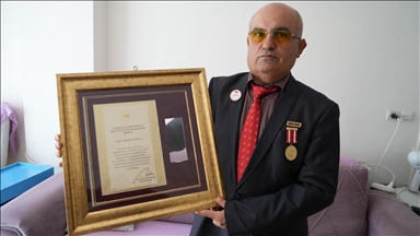 İzmir'de 15 Temmuz gecesi darbedilen emekli müezzin Kuzgun, yaşadıklarını anlattı