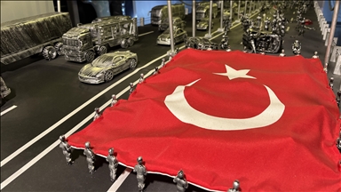 Samsun'da "Şehit Erol Olçok 15 Temmuz Destanlar Sergievi" ziyaret ediliyor