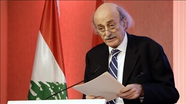 جنبلاط يدعو لحل سياسي في السويداء ويحذر من "الفخ الإسرائيلي"