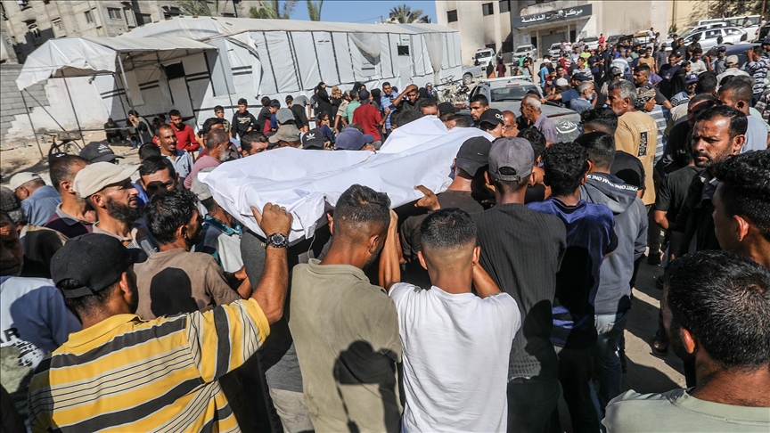 حكومة غزة: موظفو مؤسسة المساعدات الأمريكية قتلوا المجوعين خنقا