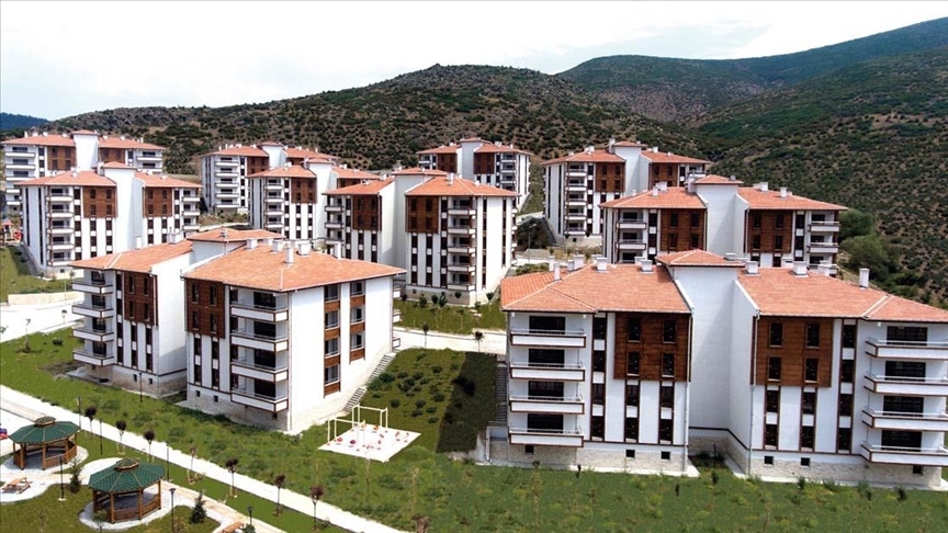 TOKİ ve Emlak Konut'tan, SPK'ye Başakşehir'deki projeye ilişkin "gayrimenkul sertifikası" başvurusu