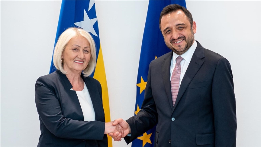 Krišto sa turskim ambasadorom Aksekijem: Prijateljski odnosi i dobra bilateralna saradnja dvije zemlje