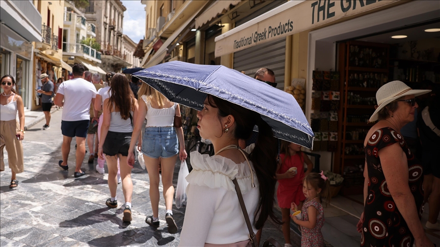 Greqia përgatitet për një valë të re të nxehti me temperatura deri në 43 gradë Celsius