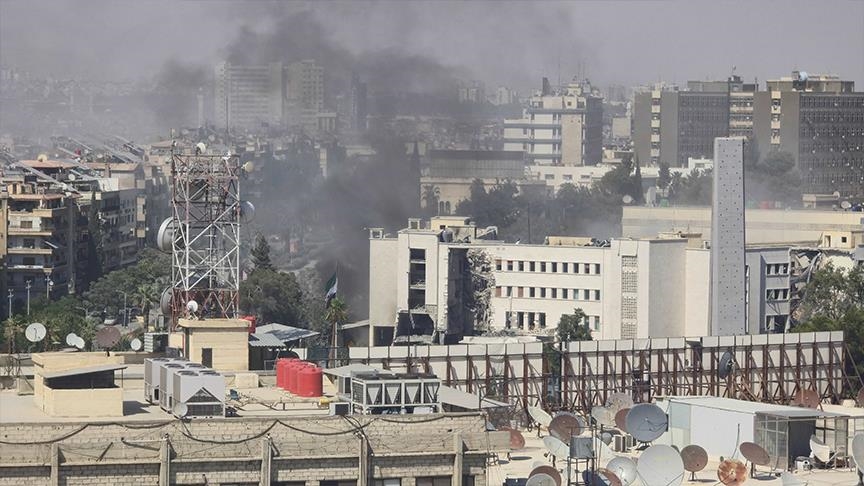 Izraeli fillon sulme të reja ajrore në selinë e Shtabit të Përgjithshëm në Damask