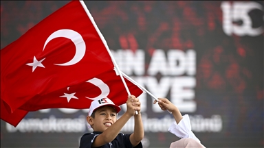 Commémoration dans le monde entier du 9e anniversaire du coup d'État déjoué en Türkiye
