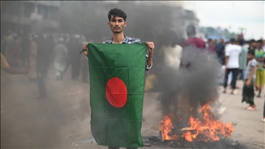 Bangladesh : couvre-feu après des affrontements meurtriers lors de la "journée de deuil"