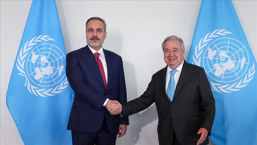 Ministri i Jashtëm turk takohet me Sekretarin e Përgjithshëm të OKB-së në New York