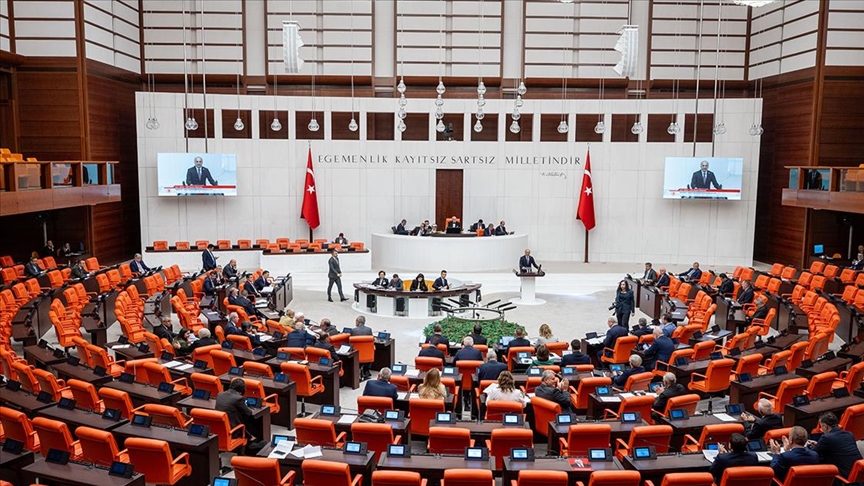Турскиот парламент ги осуди израелските напади врз Сирија